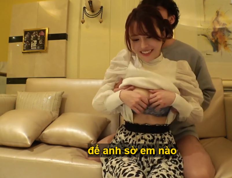 Gặp lại em tình cũ sau 3 năm, chơi em không bao sướng quá bắn cả vào trong